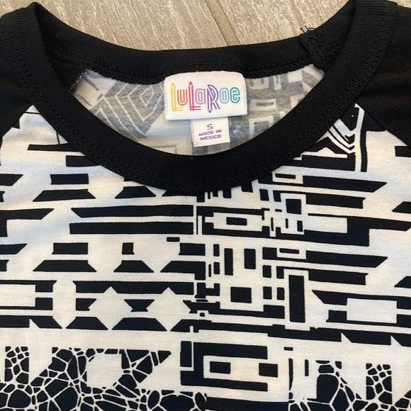 Lularoe Randy - Picture 2 of 4